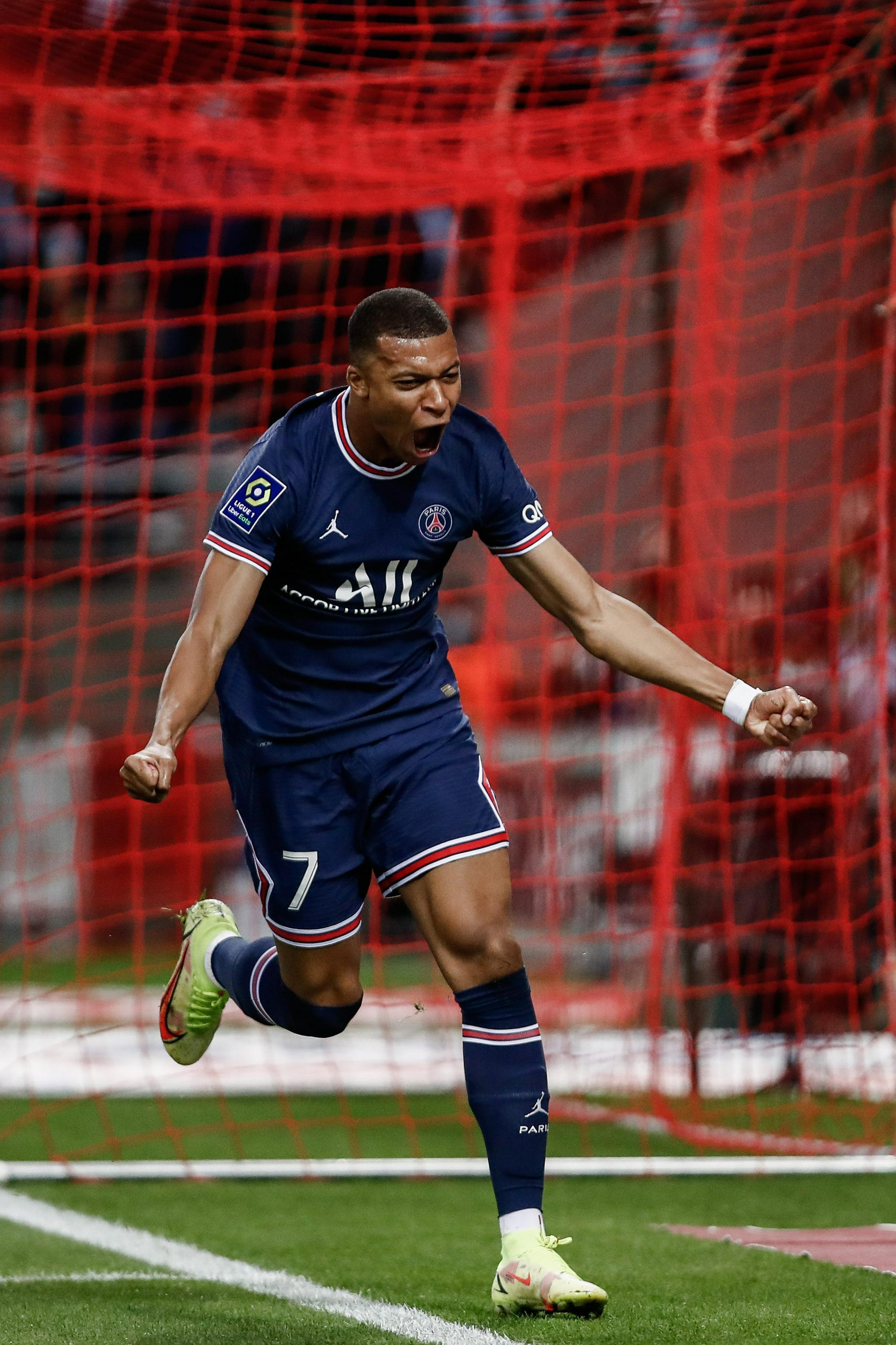 桑德兰主帅：阿森纳领先时我们处于崩溃边缘，但仍坚信能改变局势