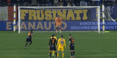 尴尬！王博指导末节换上4名“新人”，许利民指导却仍打不过