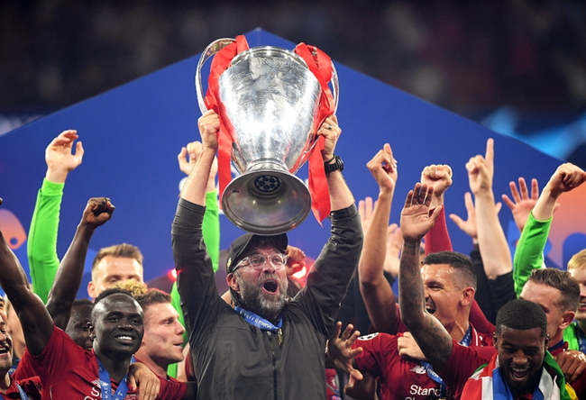 柔佛魔鬼主场绞杀残阵海港 中超冠军恐提前出局（柔佛魔鬼主场痛击残阵海港 中超冠军面临提前出局危机）